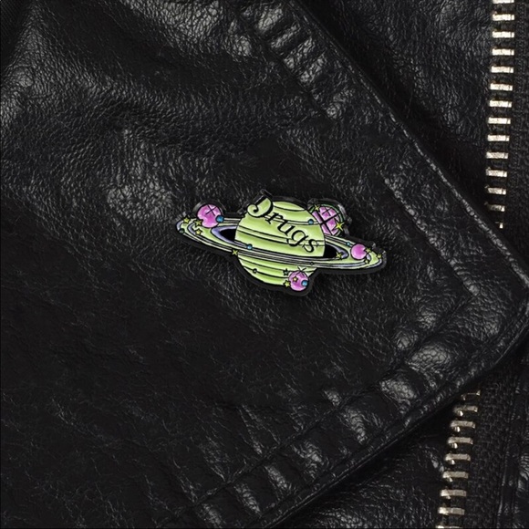 Drugs Planet Enamel Pin 420 Science Student Astronomy Party Personality Badge - Picture 3 of 8